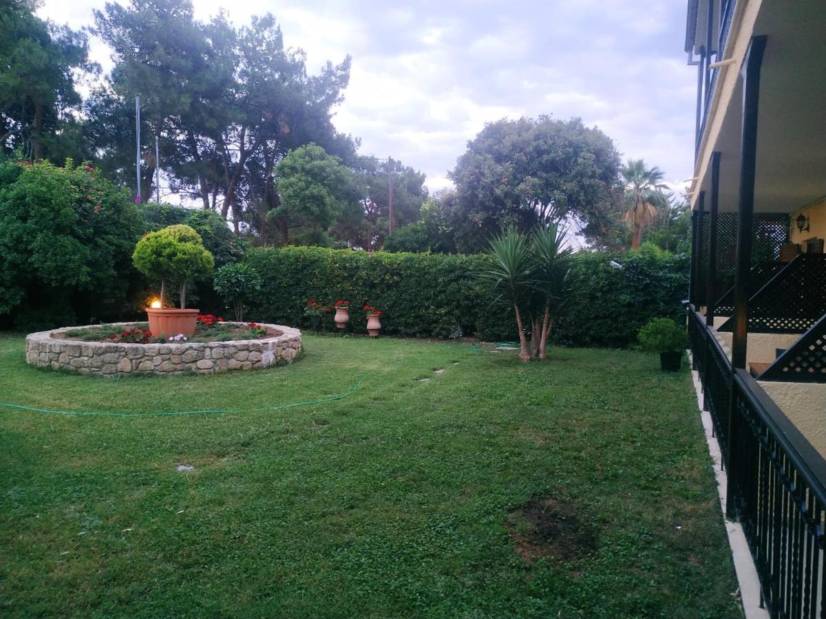 Studios Galanis Áfitos Exterior foto