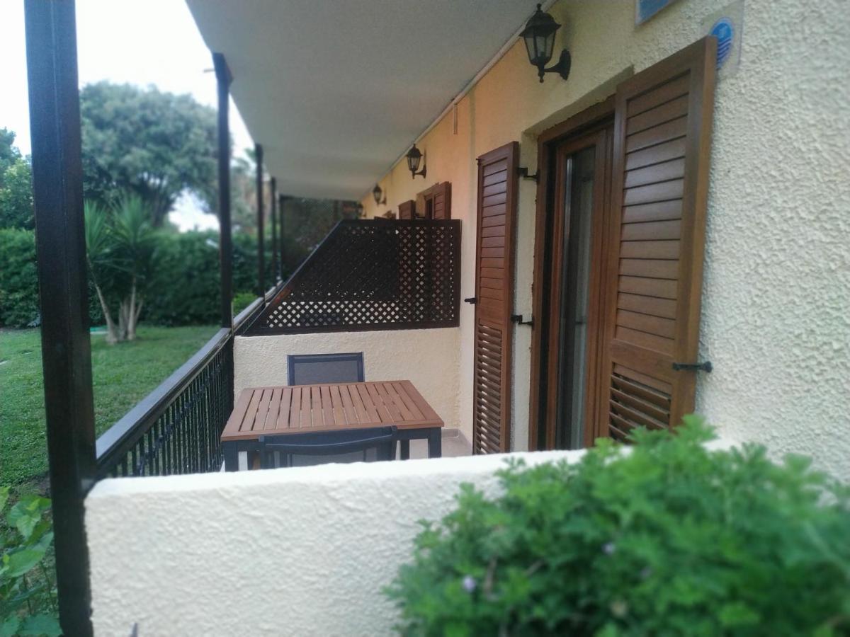 Studios Galanis Áfitos Exterior foto